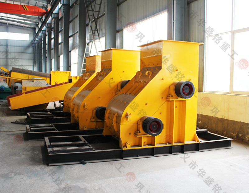 雙級(jí)無(wú)篩底破碎機(jī)設(shè)備為什么深受煤矸石客戶親睞？